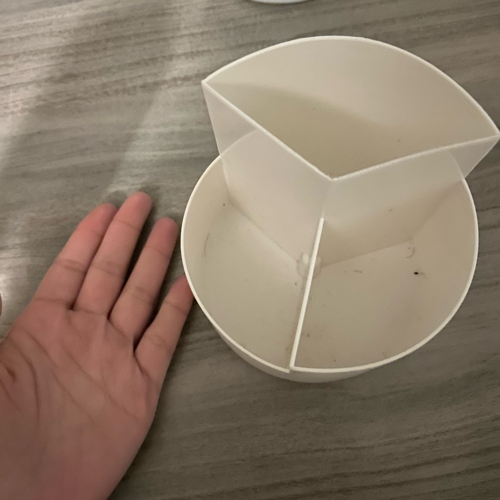 Cream Rotating Organizer